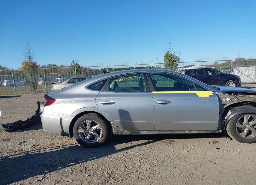 Photo 13 of 2022 Hyundai Sonata SE (VIN 5NPEG4JA6NH135347)