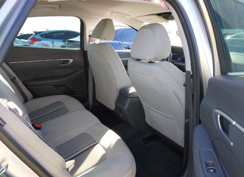 Photo 8 of 2021 Hyundai Sonata SE (VIN 5NPEG4JA7MH130933)