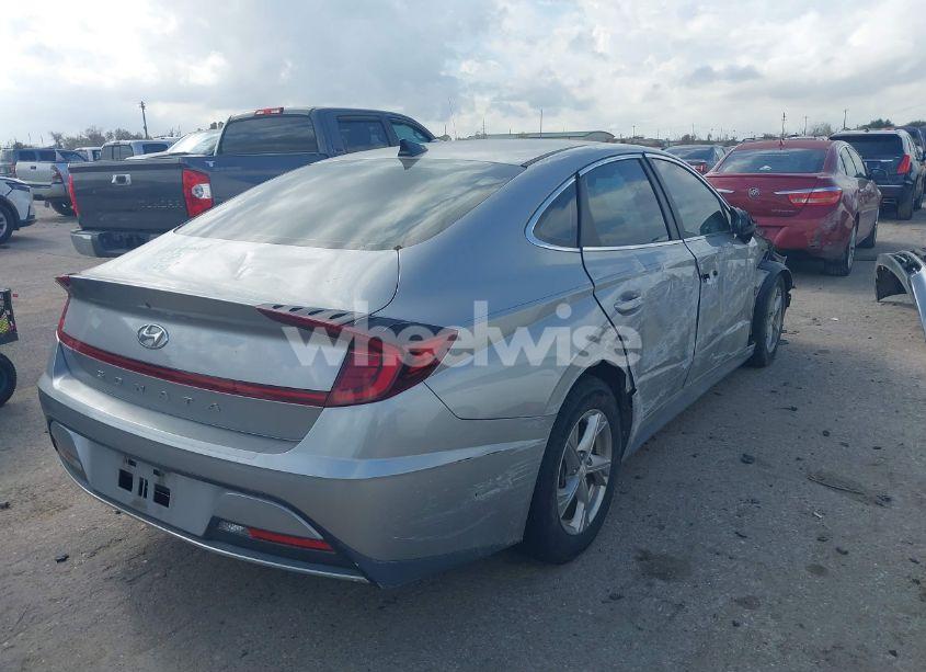 Photo 4 of 2020 Hyundai Sonata SE (VIN 5NPEG4JA8LH014722)