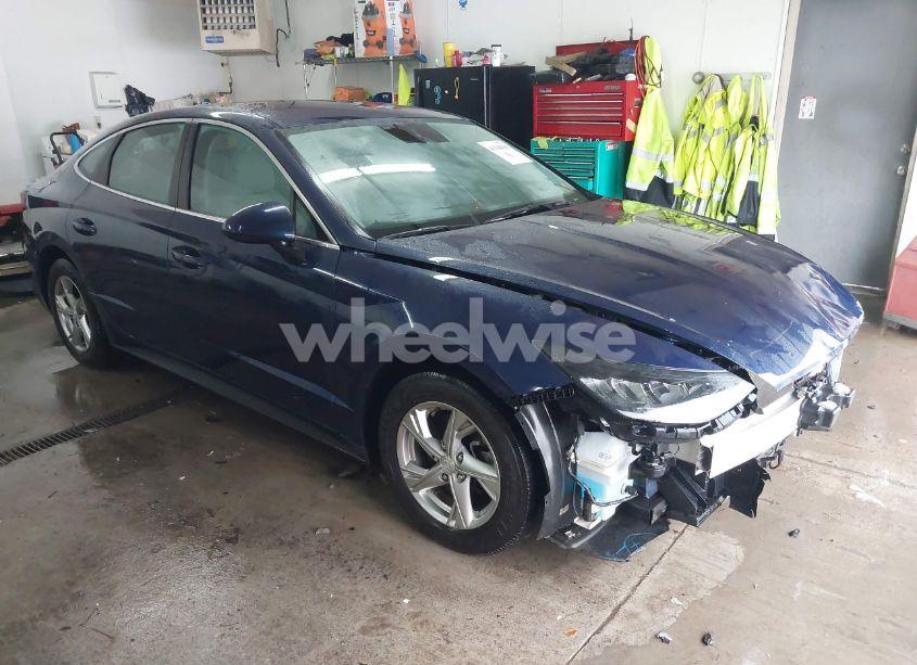 2020 Hyundai Sonata SE (VIN 5NPEG4JA8LH016275) main photo