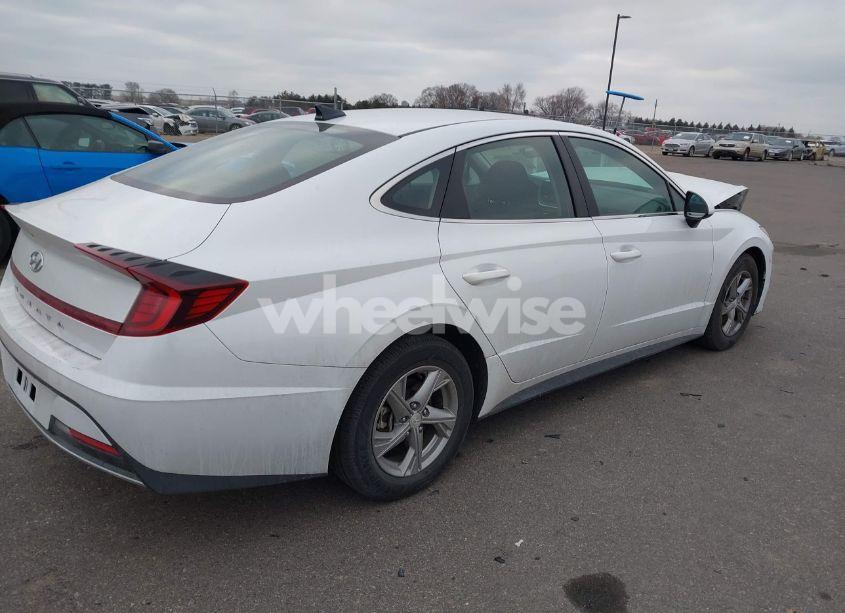 Photo 4 of 2021 Hyundai Sonata SE (VIN 5NPEG4JA8MH063372)