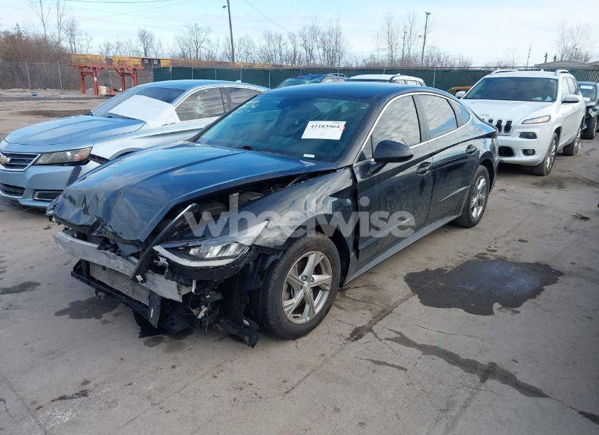 Photo 2 of 2021 Hyundai Sonata SE (VIN 5NPEG4JA8MH104986)