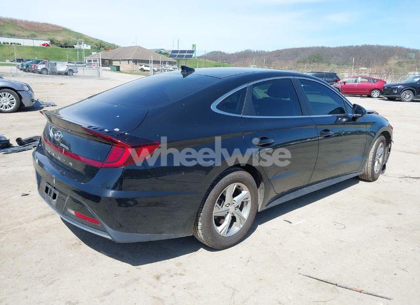 Photo 4 of 2021 Hyundai Sonata SE (VIN 5NPEG4JA8MH109749)