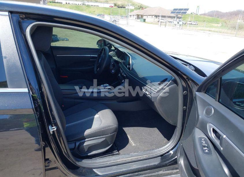 Photo 5 of 2021 Hyundai Sonata SE (VIN 5NPEG4JA8MH109749)