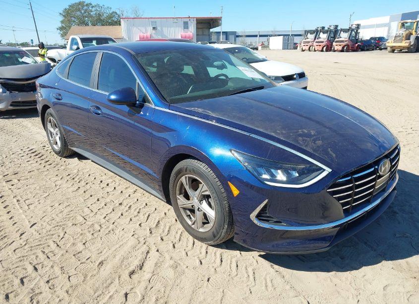 2021 Hyundai Sonata SE (VIN 5NPEG4JA8MH124011) main photo
