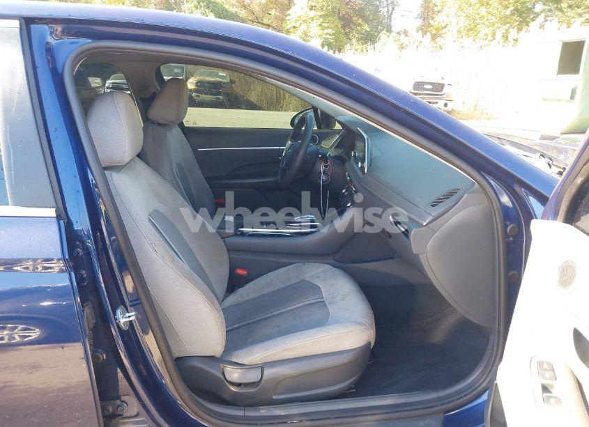 Photo 5 of 2020 Hyundai Sonata SE (VIN 5NPEG4JA9LH001610)
