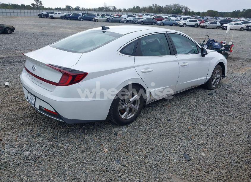 Photo 4 of 2020 Hyundai Sonata SE (VIN 5NPEG4JA9LH026099)