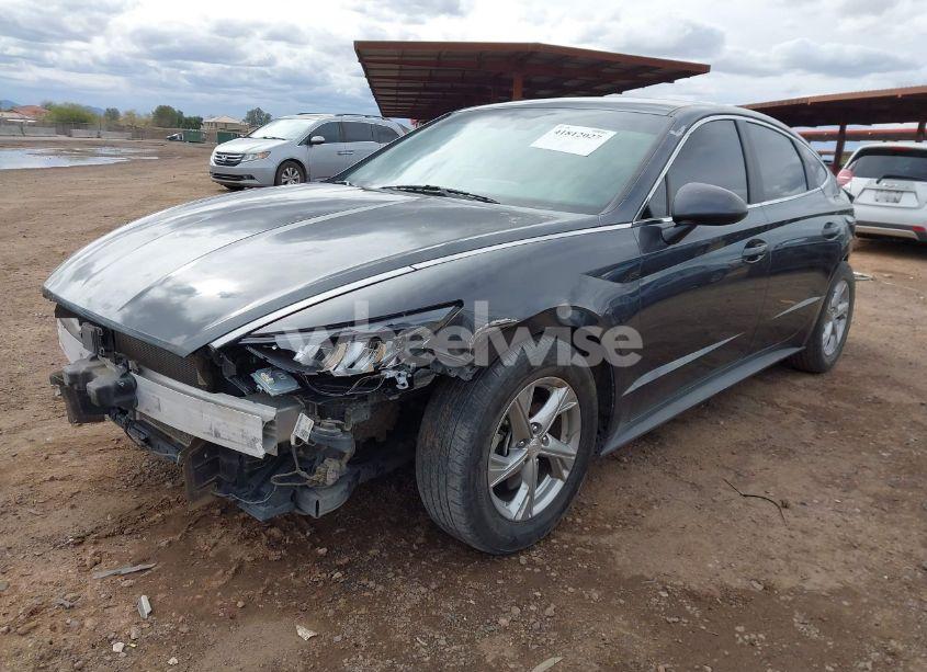Photo 2 of 2021 Hyundai Sonata SE (VIN 5NPEG4JA9MH069018)