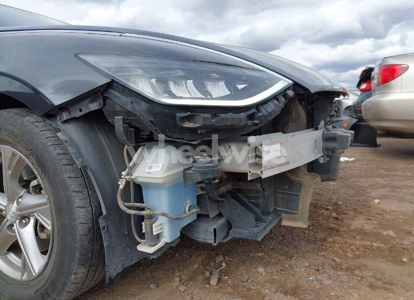 Photo 21 of 2021 Hyundai Sonata SE (VIN 5NPEG4JA9MH069018)