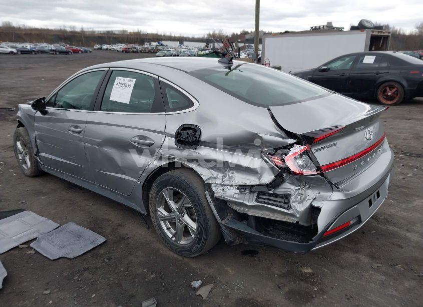 Photo 3 of 2021 Hyundai Sonata SE (VIN 5NPEG4JA9MH108576)