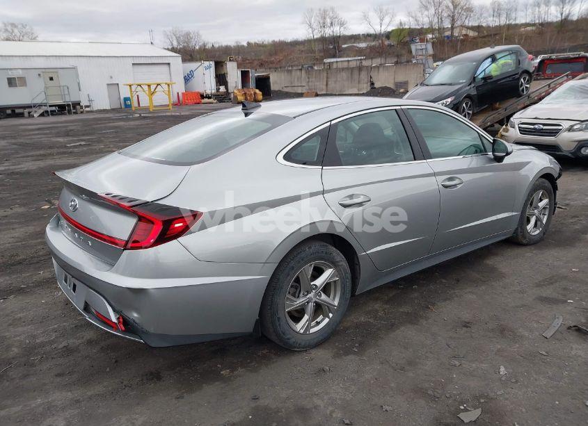 Photo 4 of 2021 Hyundai Sonata SE (VIN 5NPEG4JA9MH108576)