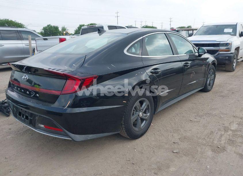 Photo 4 of 2021 Hyundai Sonata SE (VIN 5NPEG4JA9MH128715)