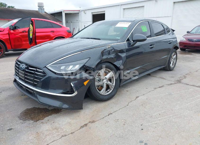 Photo 2 of 2022 Hyundai Sonata SE (VIN 5NPEG4JA9NH134242)