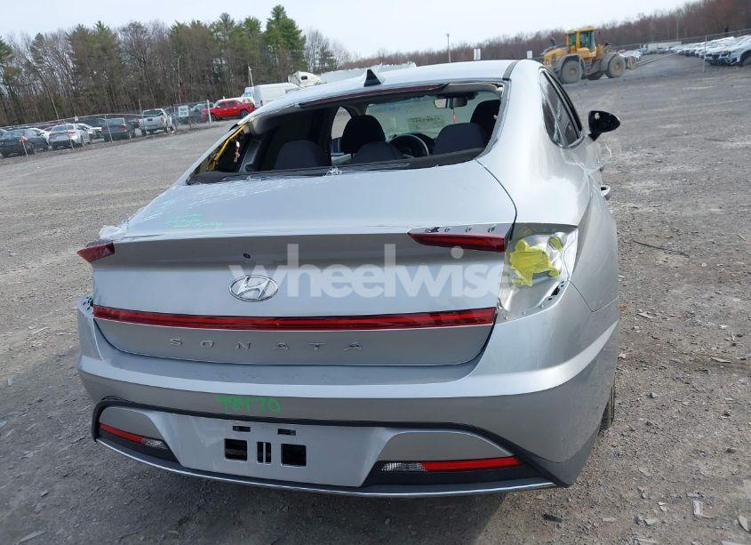 Photo 16 of 2022 Hyundai Sonata SE (VIN 5NPEG4JA9NH142857)