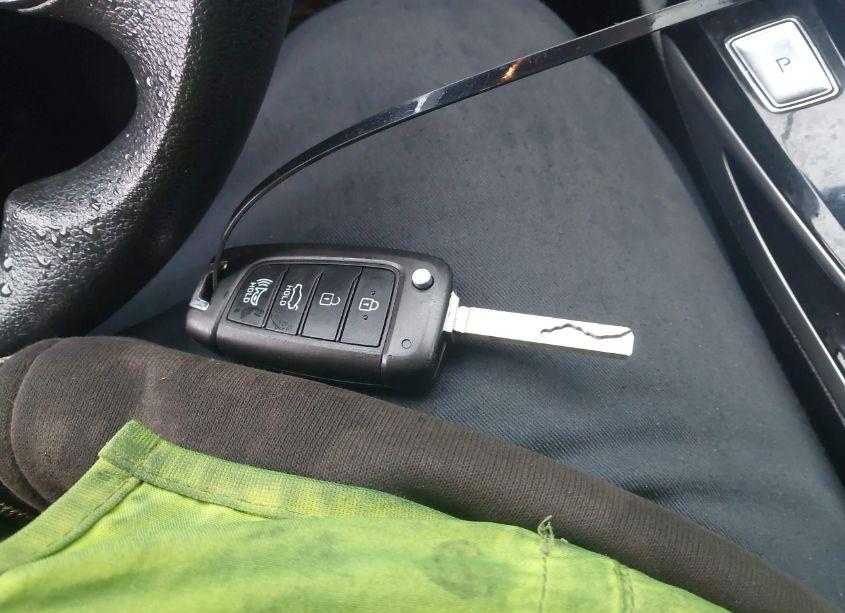 Photo 11 of 2020 Hyundai Sonata SE (VIN 5NPEG4JAXLH037676)