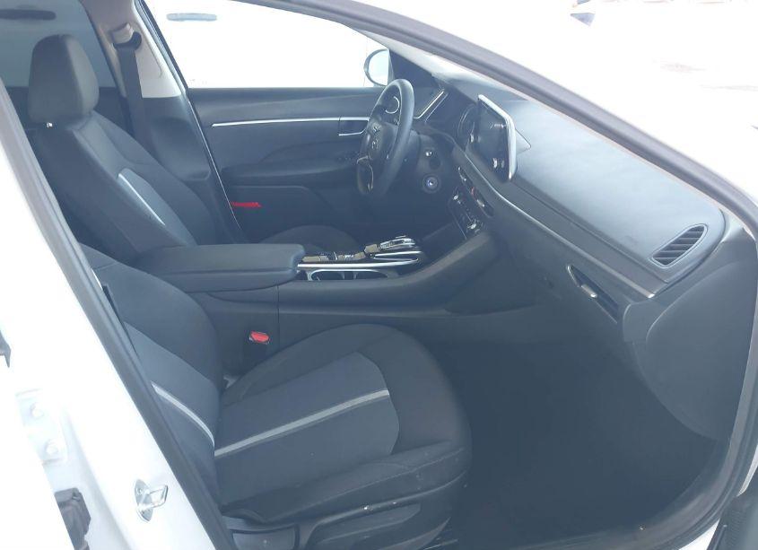 Photo 5 of 2022 Hyundai Sonata SE (VIN 5NPEG4JAXNH133309)