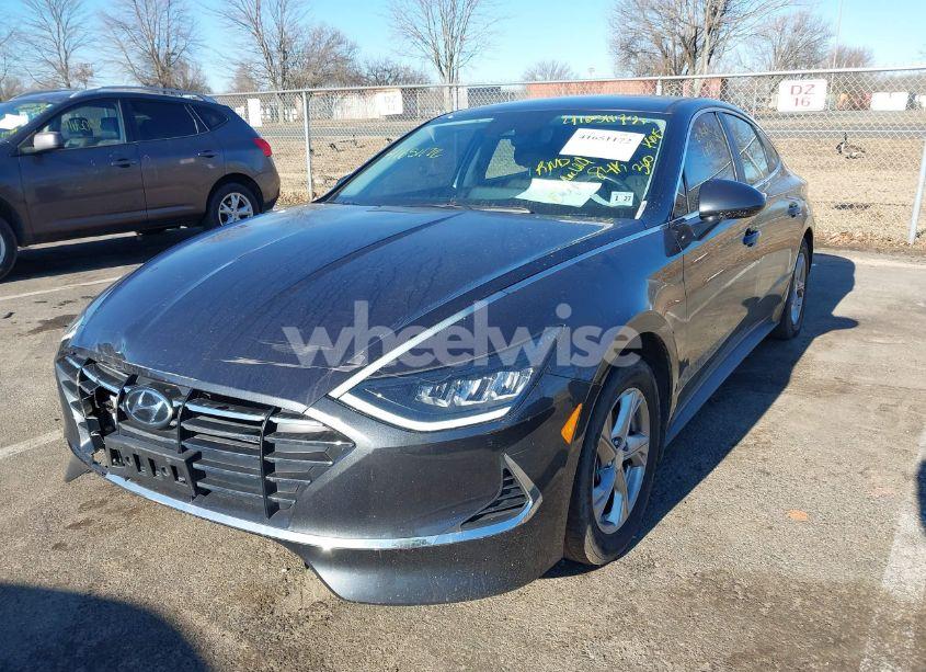 Photo 2 of 2022 Hyundai Sonata SE (VIN 5NPEG4JAXNH145427)