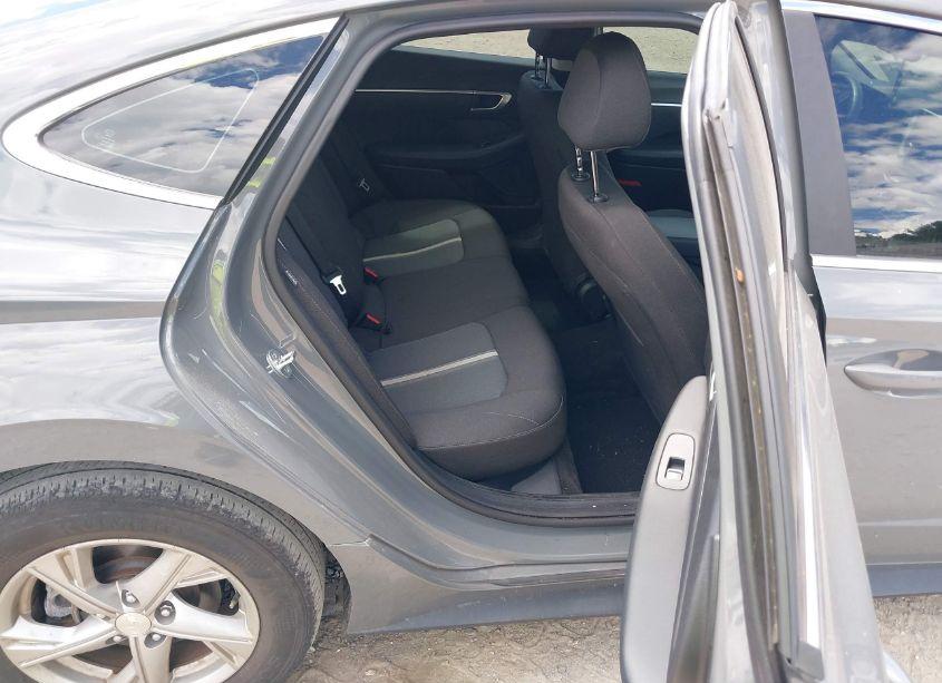 Photo 8 of 2022 Hyundai Sonata SE (VIN 5NPEG4JAXNH149574)