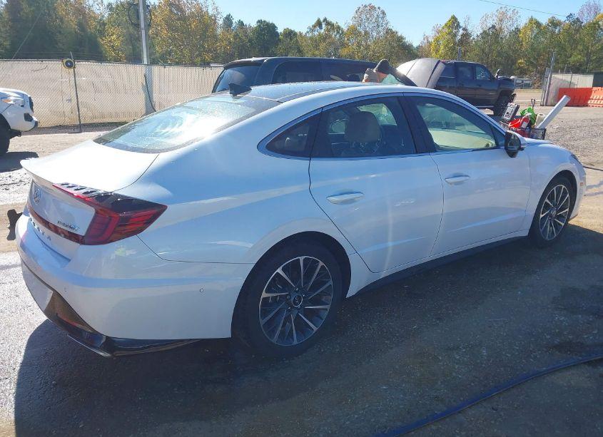 Photo 4 of 2021 Hyundai Sonata LIMITED (VIN 5NPEH4J20MH103689)