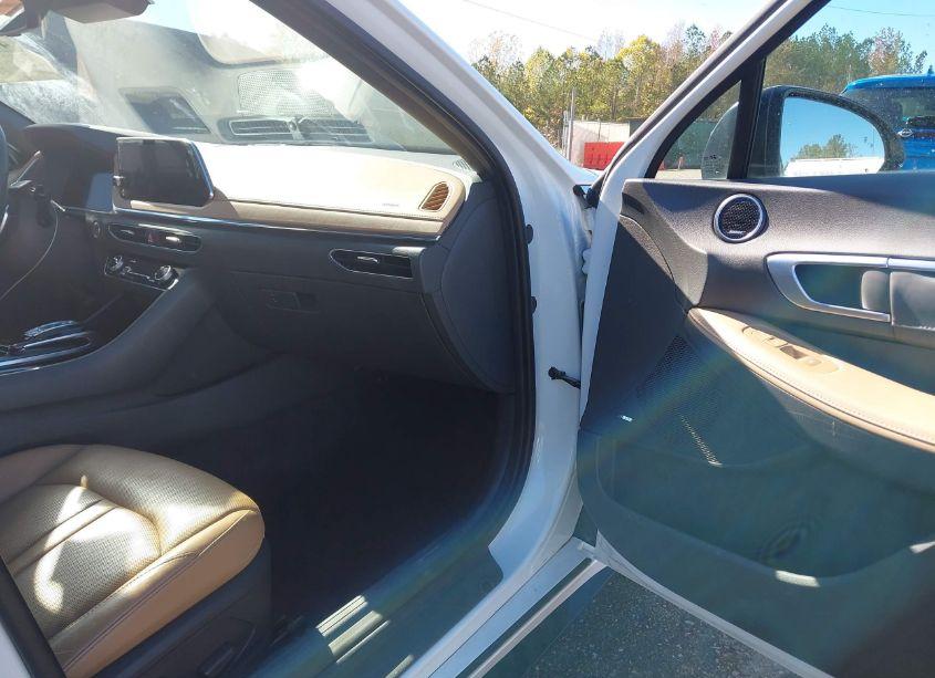Photo 5 of 2021 Hyundai Sonata LIMITED (VIN 5NPEH4J20MH103689)