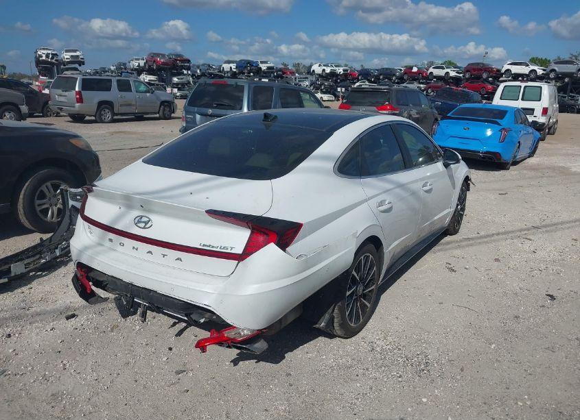 Photo 4 of 2021 Hyundai Sonata LIMITED (VIN 5NPEH4J21MH101482)