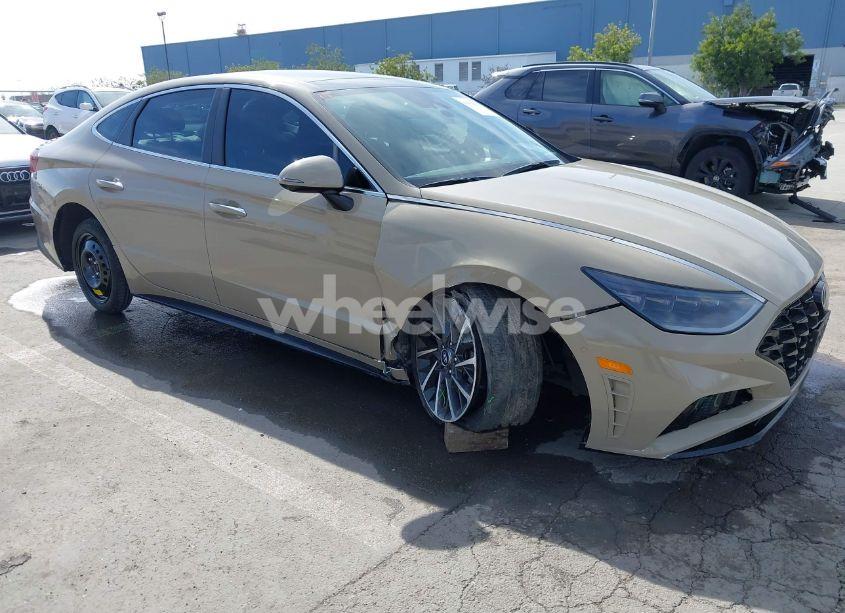 2020 Hyundai Sonata LIMITED (VIN 5NPEH4J22LH032686) main photo