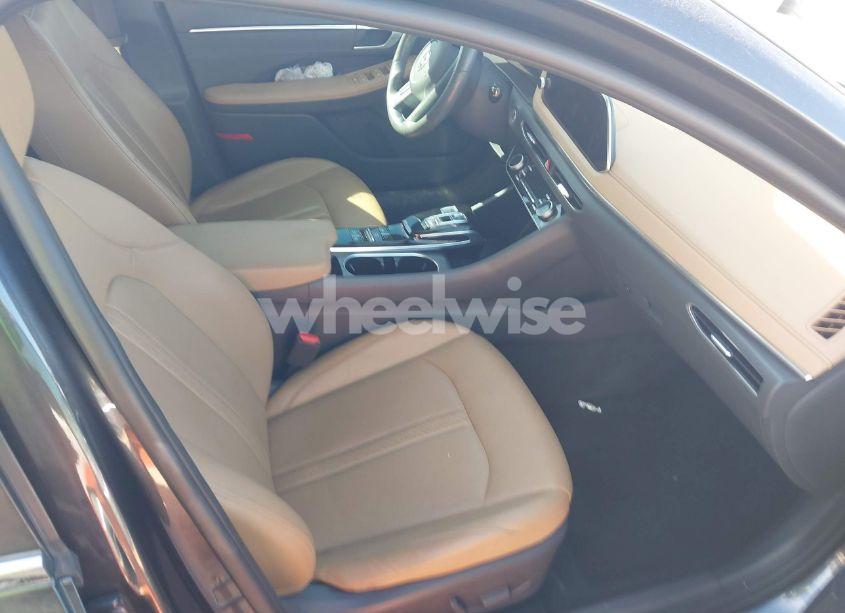 Photo 5 of 2021 Hyundai Sonata LIMITED (VIN 5NPEH4J22MH097216)