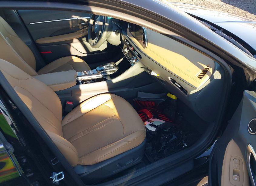 Photo 5 of 2021 Hyundai Sonata LIMITED (VIN 5NPEH4J23MH080800)