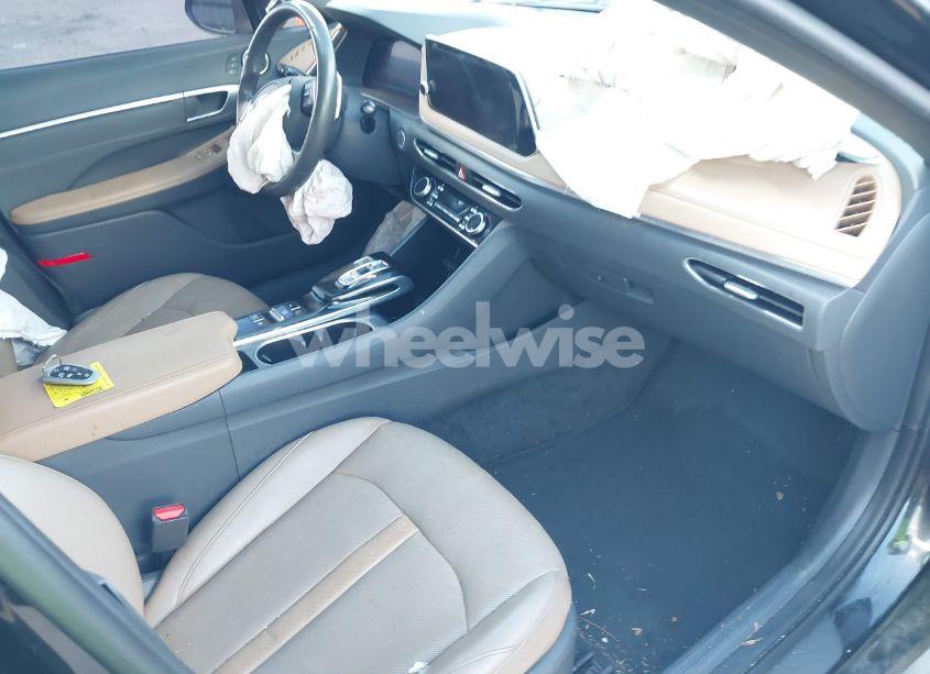 Photo 5 of 2020 Hyundai Sonata LIMITED (VIN 5NPEH4J24LH051899)