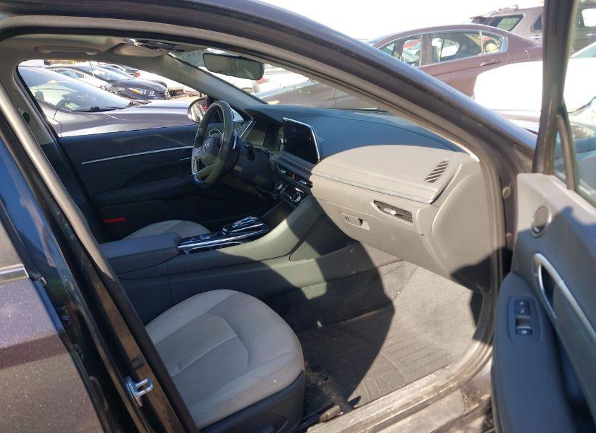 Photo 5 of 2020 Hyundai Sonata LIMITED (VIN 5NPEH4J25LH020970)