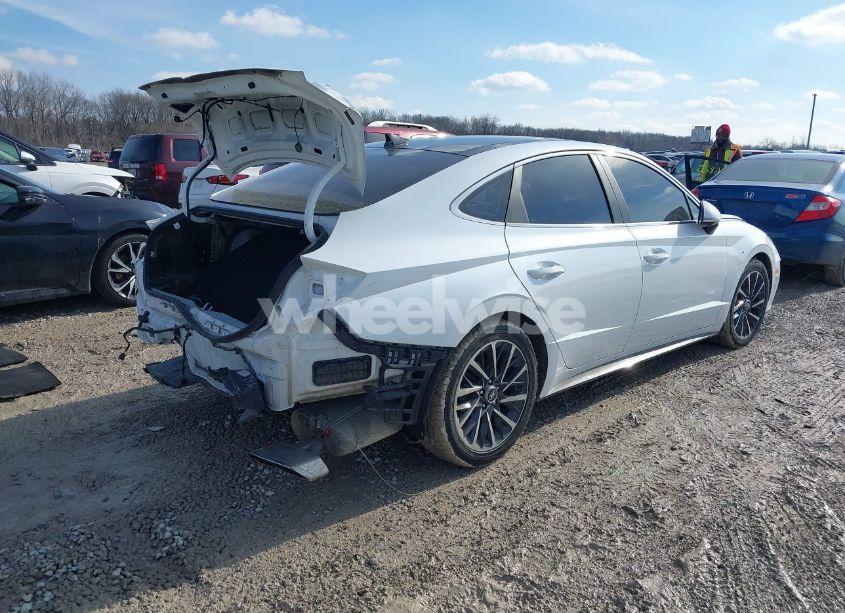 Photo 4 of 2021 Hyundai Sonata LIMITED (VIN 5NPEH4J25MH104434)