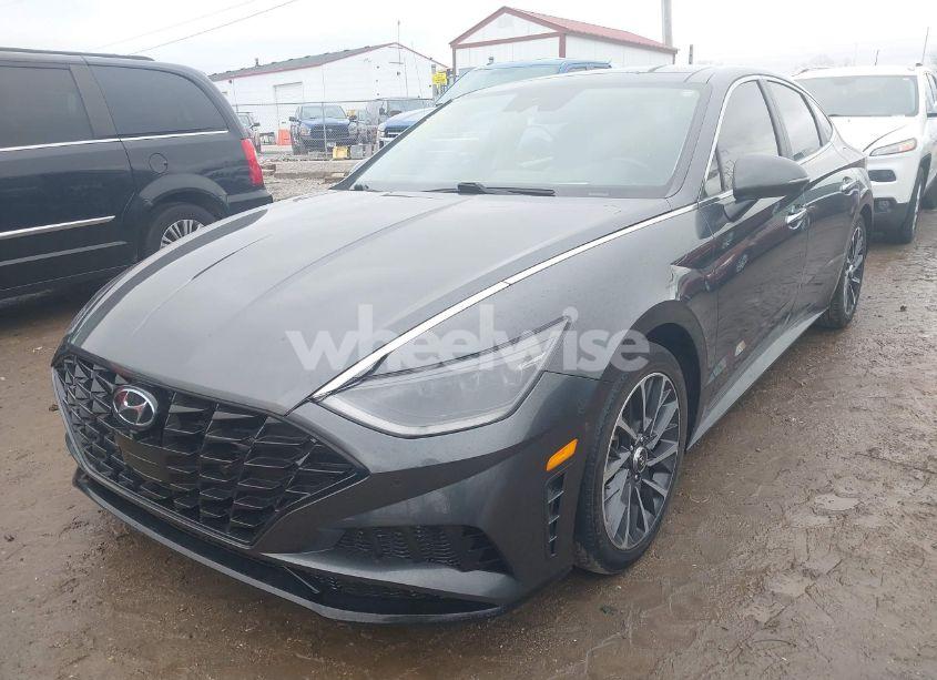 Photo 2 of 2020 Hyundai Sonata LIMITED (VIN 5NPEH4J28LH018100)