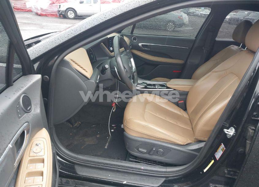 Photo 5 of 2020 Hyundai Sonata LIMITED (VIN 5NPEH4J28LH030831)