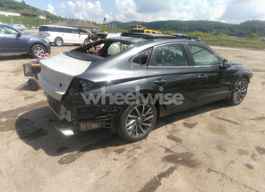 Photo 4 of 2020 Hyundai Sonata LIMITED (VIN 5NPEH4J29LH004660)