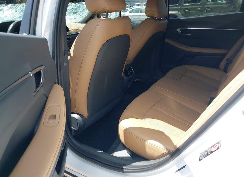 Photo 8 of 2021 Hyundai Sonata LIMITED (VIN 5NPEH4J29MH064553)