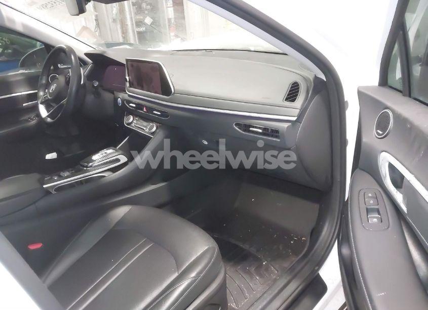 Photo 5 of 2020 Hyundai Sonata LIMITED (VIN 5NPEH4J2XLH017269)