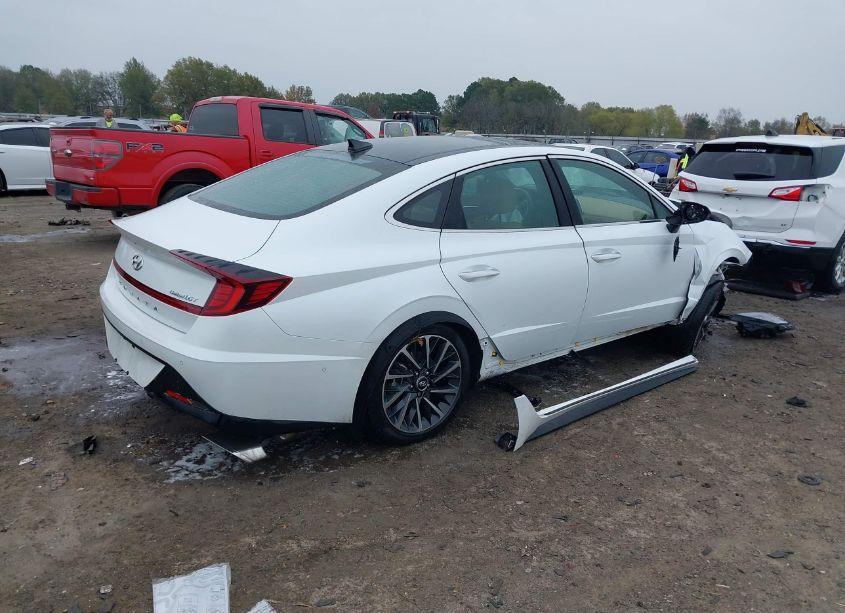 Photo 4 of 2020 Hyundai Sonata LIMITED (VIN 5NPEH4J2XLH027509)