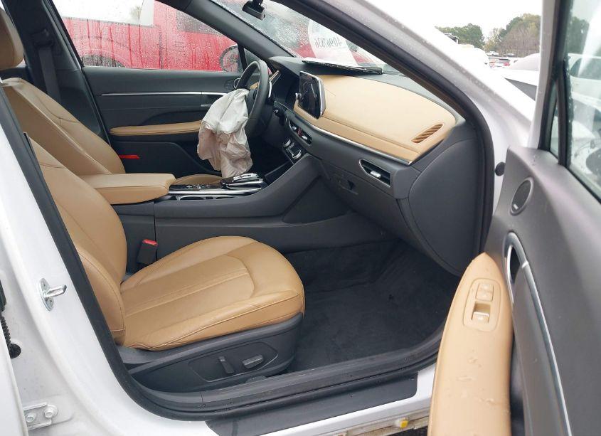 Photo 5 of 2020 Hyundai Sonata LIMITED (VIN 5NPEH4J2XLH027509)