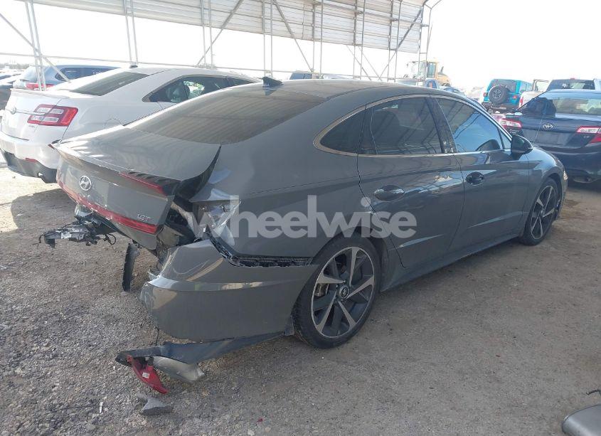 Photo 4 of 2021 Hyundai Sonata SEL PLUS (VIN 5NPEJ4J20MH077891)