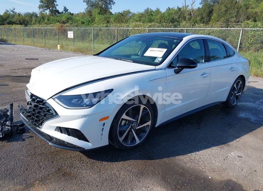 Photo 2 of 2022 Hyundai Sonata SEL PLUS (VIN 5NPEJ4J21NH138747)