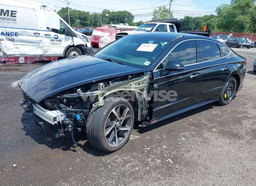 Photo 2 of 2021 Hyundai Sonata SEL PLUS (VIN 5NPEJ4J25MH107614)