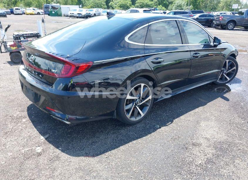 Photo 4 of 2021 Hyundai Sonata SEL PLUS (VIN 5NPEJ4J25MH107614)