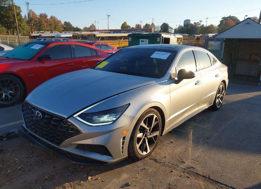 Photo 2 of 2021 Hyundai Sonata SEL PLUS (VIN 5NPEJ4J2XMH132105)