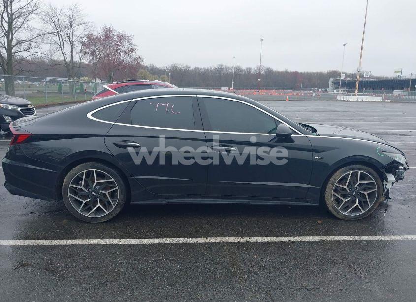 Photo 13 of 2021 Hyundai Sonata N LINE (VIN 5NPEK4JC0MH127372)