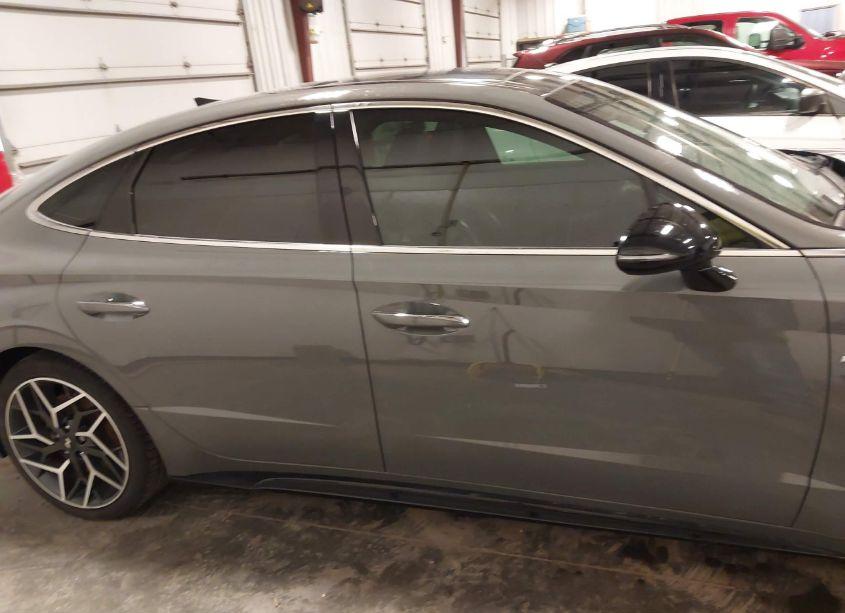Photo 13 of 2021 Hyundai Sonata N LINE (VIN 5NPEK4JC1MH110760)