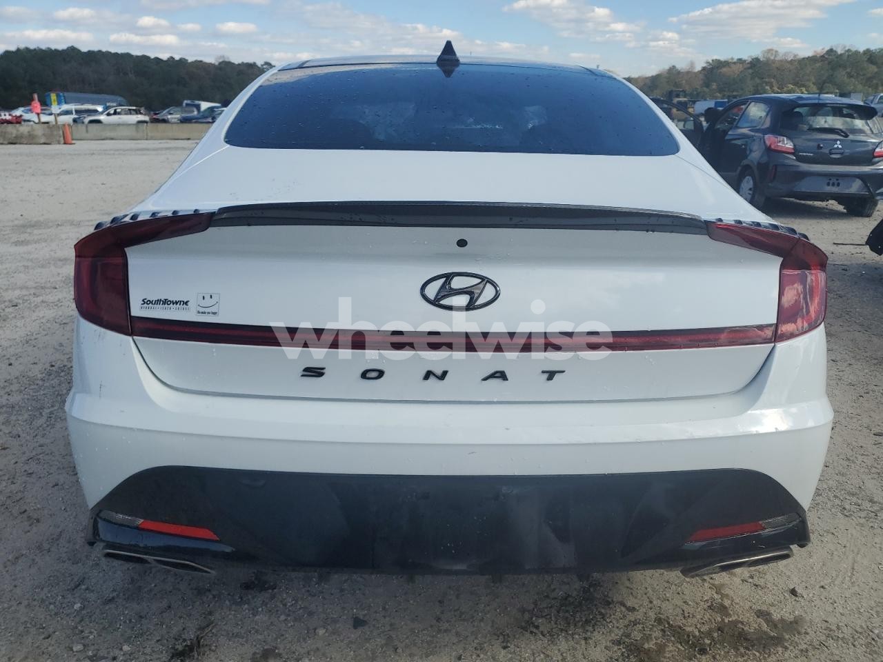 Photo 6 of 2022 HYUNDAI SONATA N LINE (VIN 5NPEK4JC7NH147488)