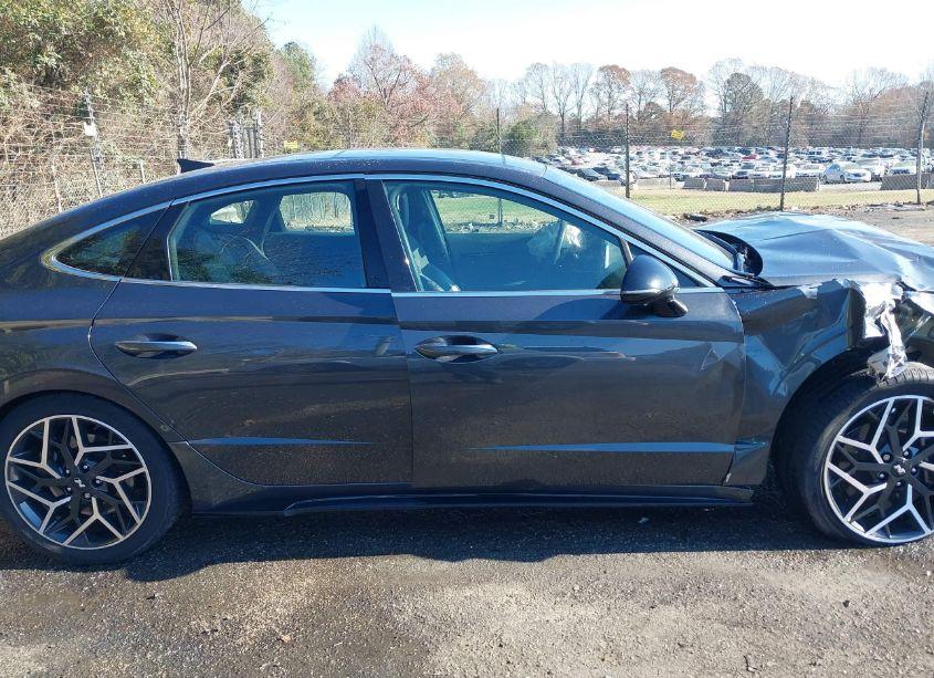 Photo 13 of 2021 Hyundai Sonata N LINE (VIN 5NPEK4JC8MH130147)