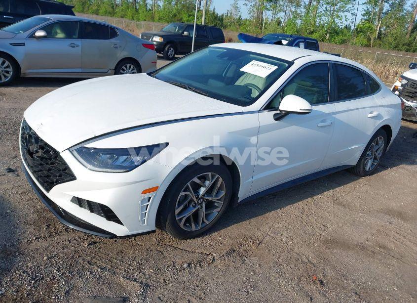 Photo 2 of 2021 Hyundai Sonata SEL (VIN 5NPEL4JA2MH067381)