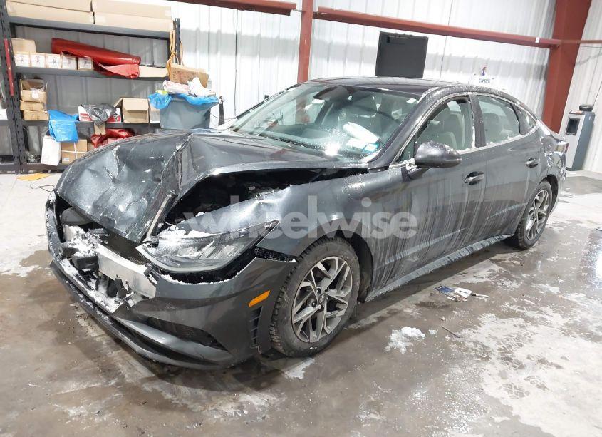 Photo 2 of 2021 Hyundai Sonata SEL (VIN 5NPEL4JA2MH067977)