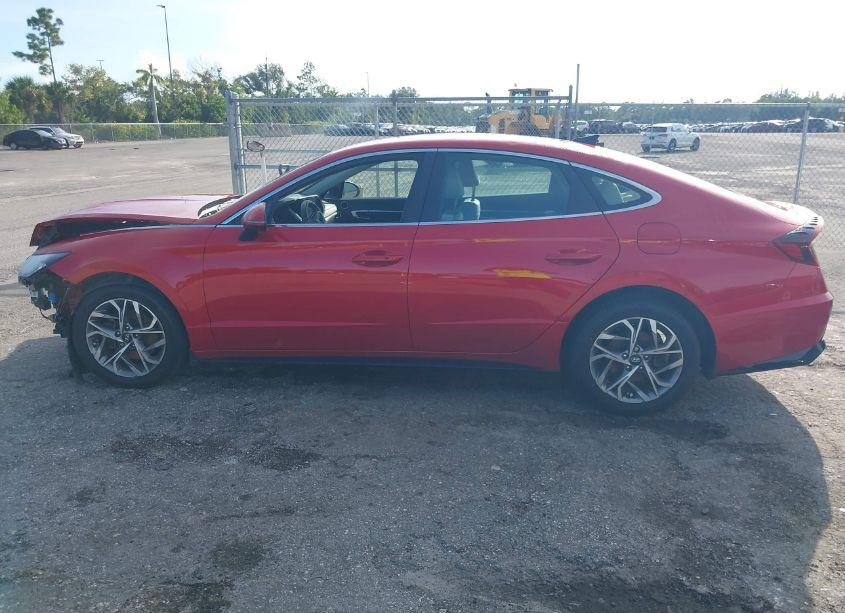 Photo 14 of 2021 Hyundai Sonata SEL (VIN 5NPEL4JA2MH102355)